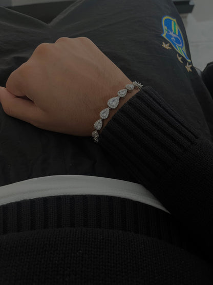 TEARDROP BRACELET
